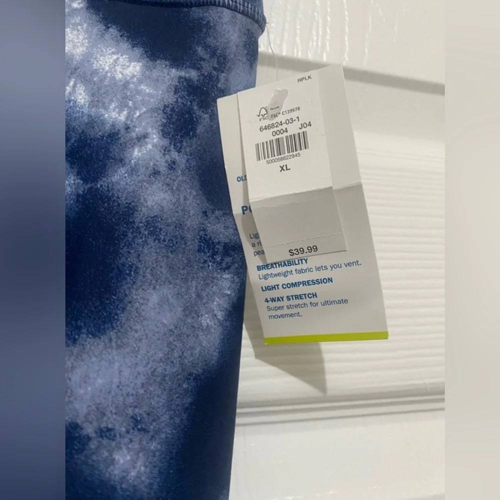 Old Navy Active Leggings Navy Blue and White – Extra High Rise - Picture 3 of 6
